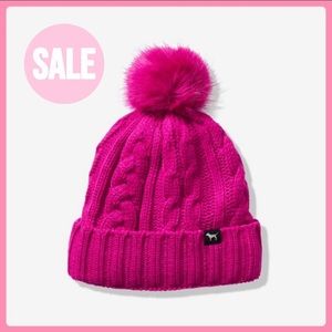 💕 SALE! New PINK Victoria’s Secret Sherpa Beanie